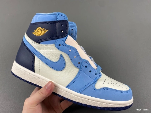Jordan First FD2596-400 1 High Air in OG Flight WMNS 0930